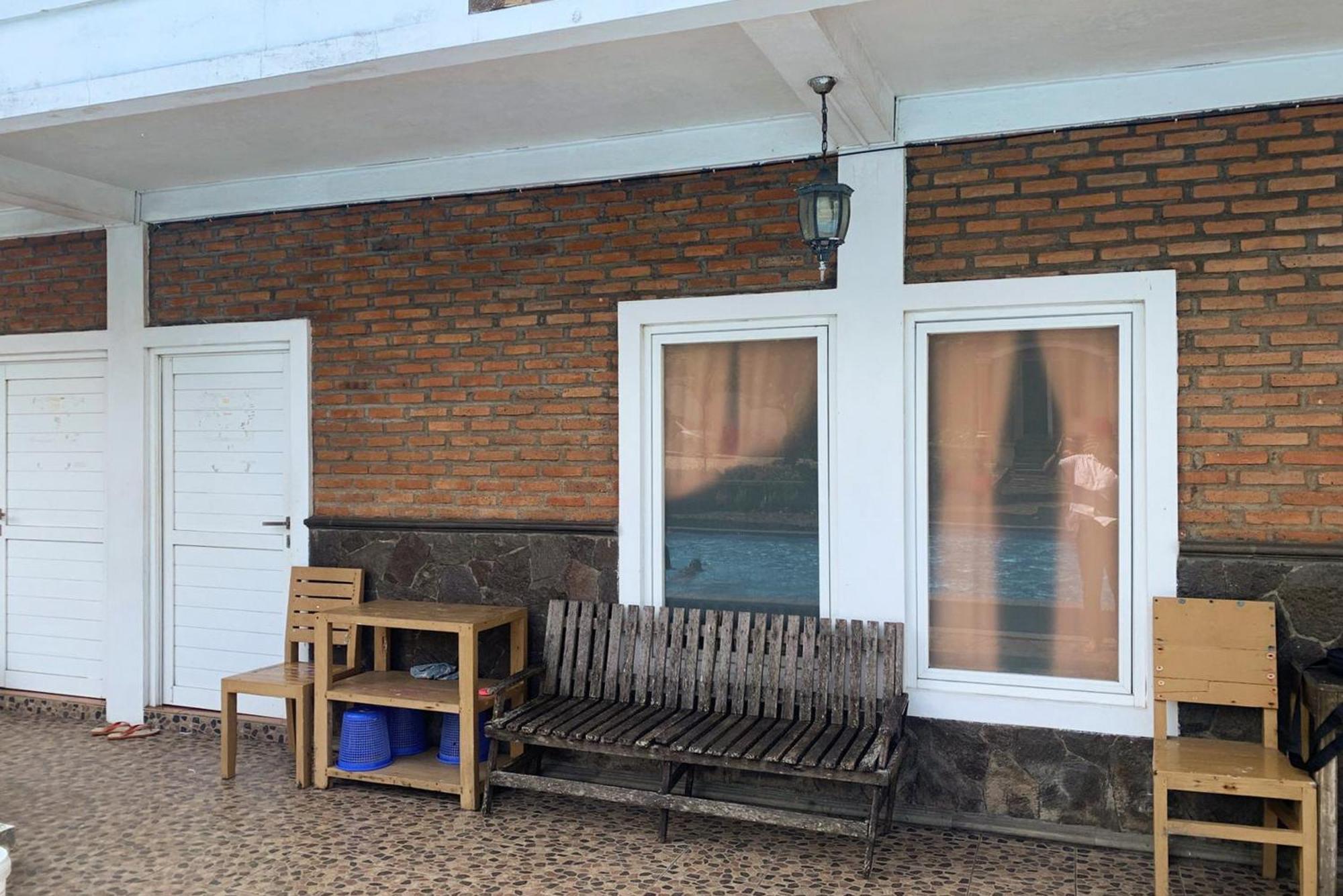 Urbanview Hotel Villa Q Gisting Bandjarnegeri Eksteriør billede